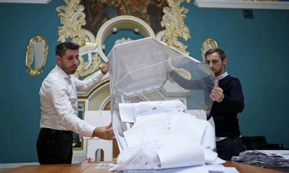 Ρωσικές εκλογές: Πτώση του κυβερνώντος κόμματος – Άνοδος για το Κομουνιστικό Κόμμα
